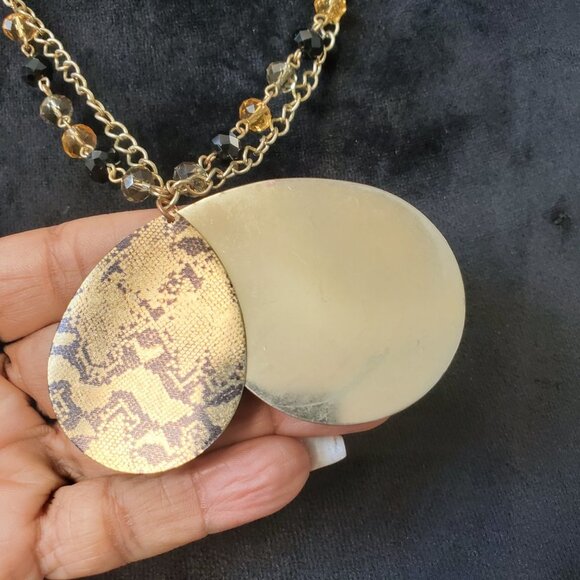 Women's Charm Gold Shell Coin Pearls with Lobster Clasp Fashion Jewelry Necklace - Picture 7 of 9